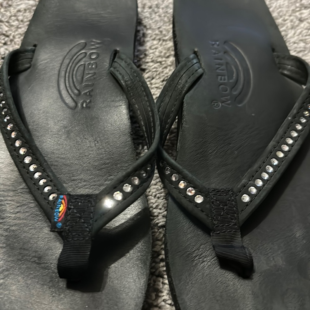 Rainbow Crystal Collection Single Layer Arch Leather Sandals